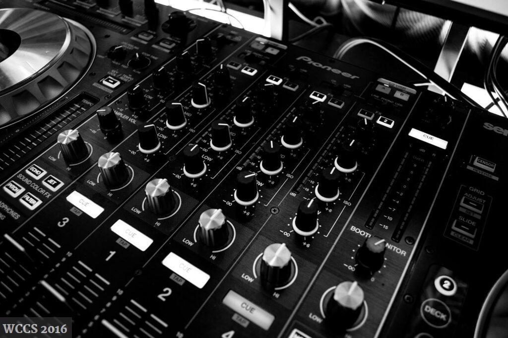 dj